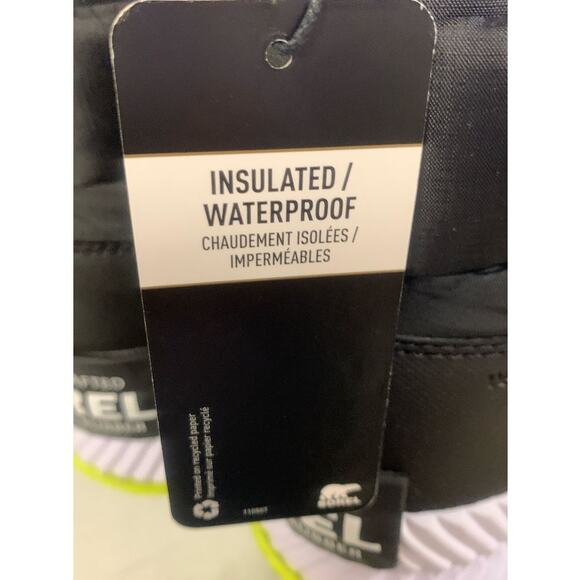 SOREL WOMEN'S SIZE 9 OUT N ABOUT III PUFFY ZIP BOOT, Black / White - Picture 8 of 10